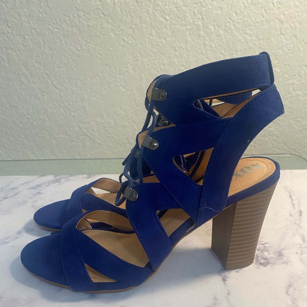 XOXO stack heel sandal